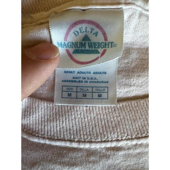 Vintage ‘06 Zelda Nintendo Game Promo M Delta Magnum Weight Grayish White Tee - Picture 2 of 8